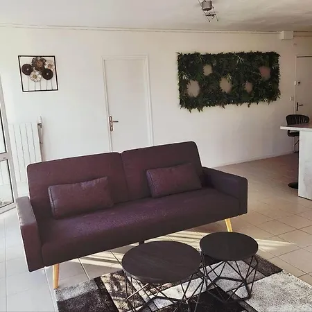Apartment 1 Sur 3 Disponibles Dans *