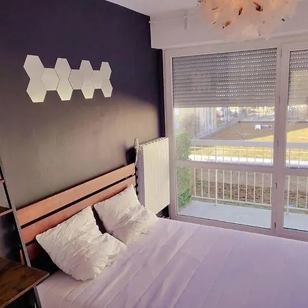 1 Sur 3 Disponibles Dans Apartament *